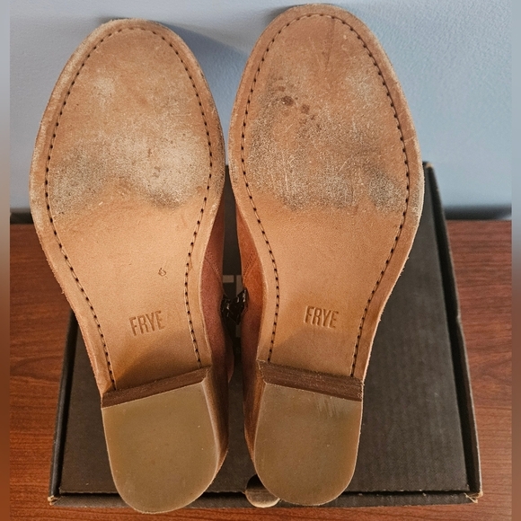 Frye Alton Chelsea Rosewood Booties Size 7 EUC - Picture 7 of 9